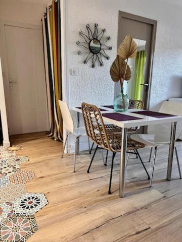 קסיס Appartement Avec Jardin מראה חיצוני תמונה